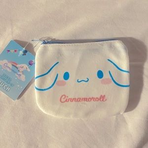 Cinnamoroll mini pouch, White soft velvety fabric